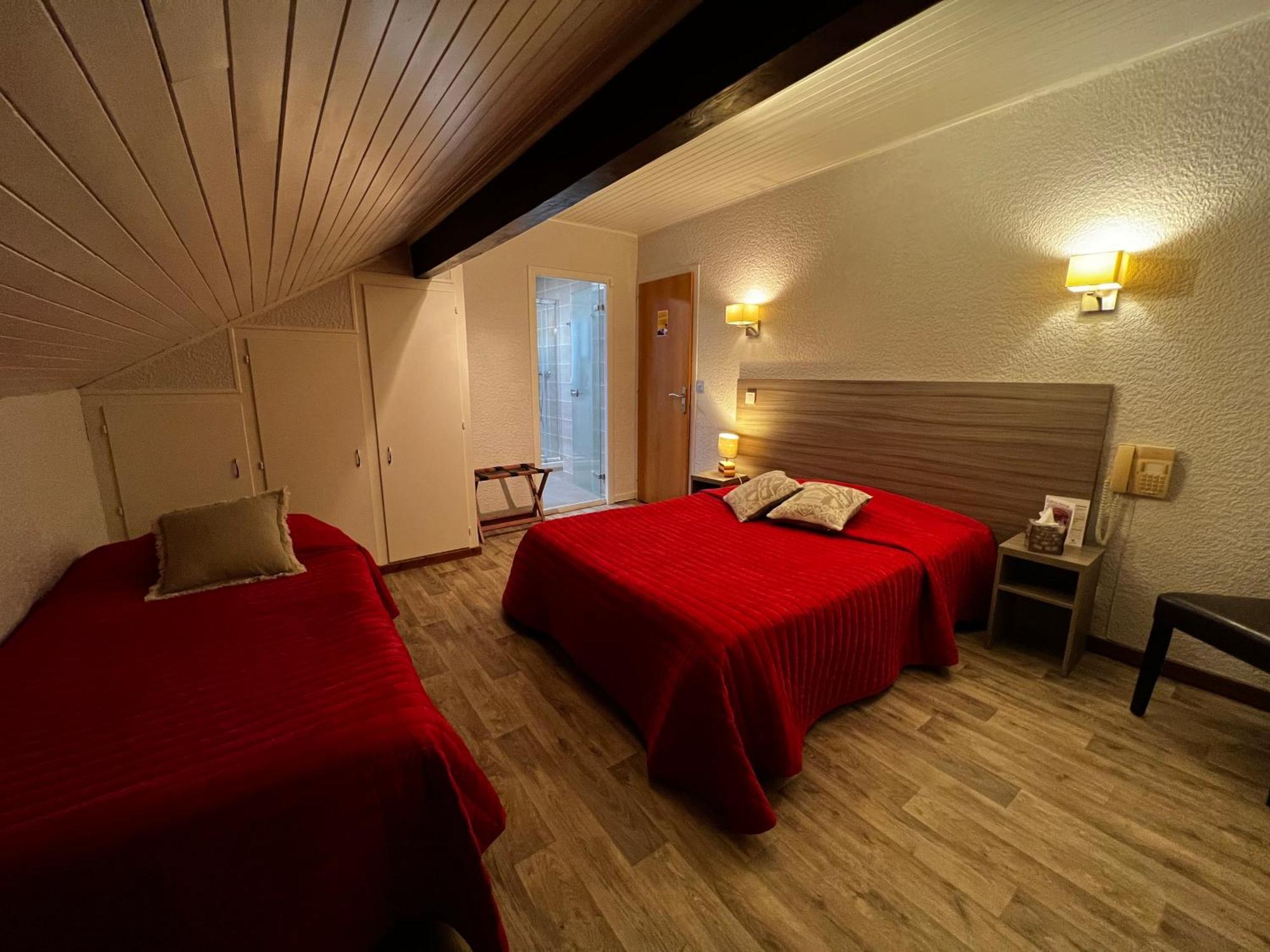 Hotel La Bonne 2*