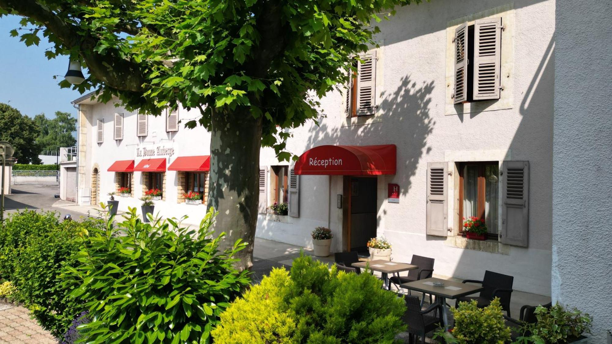 Hotel La Bonne 2*