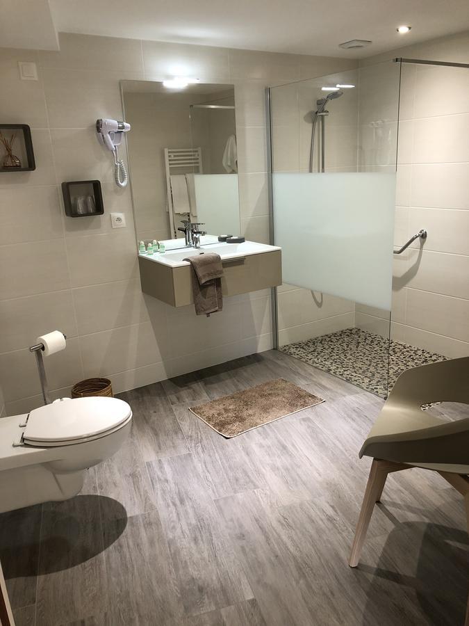 Hotel La Bonne 2*